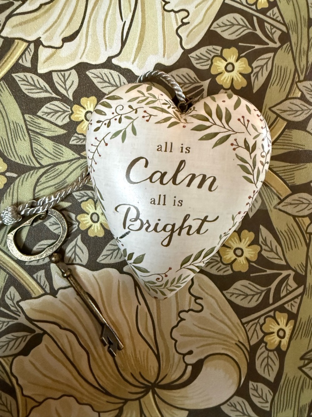 Demdaco Art Hearts with 'All is Calm All is Bright'